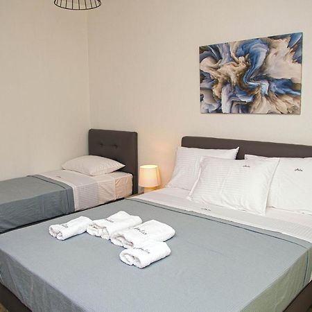 Aelia Luxury Apartments Nikiti  Buitenkant foto