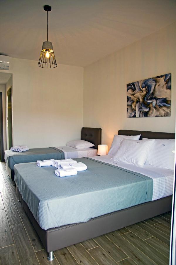 Aelia Luxury Apartments Nikiti  Buitenkant foto