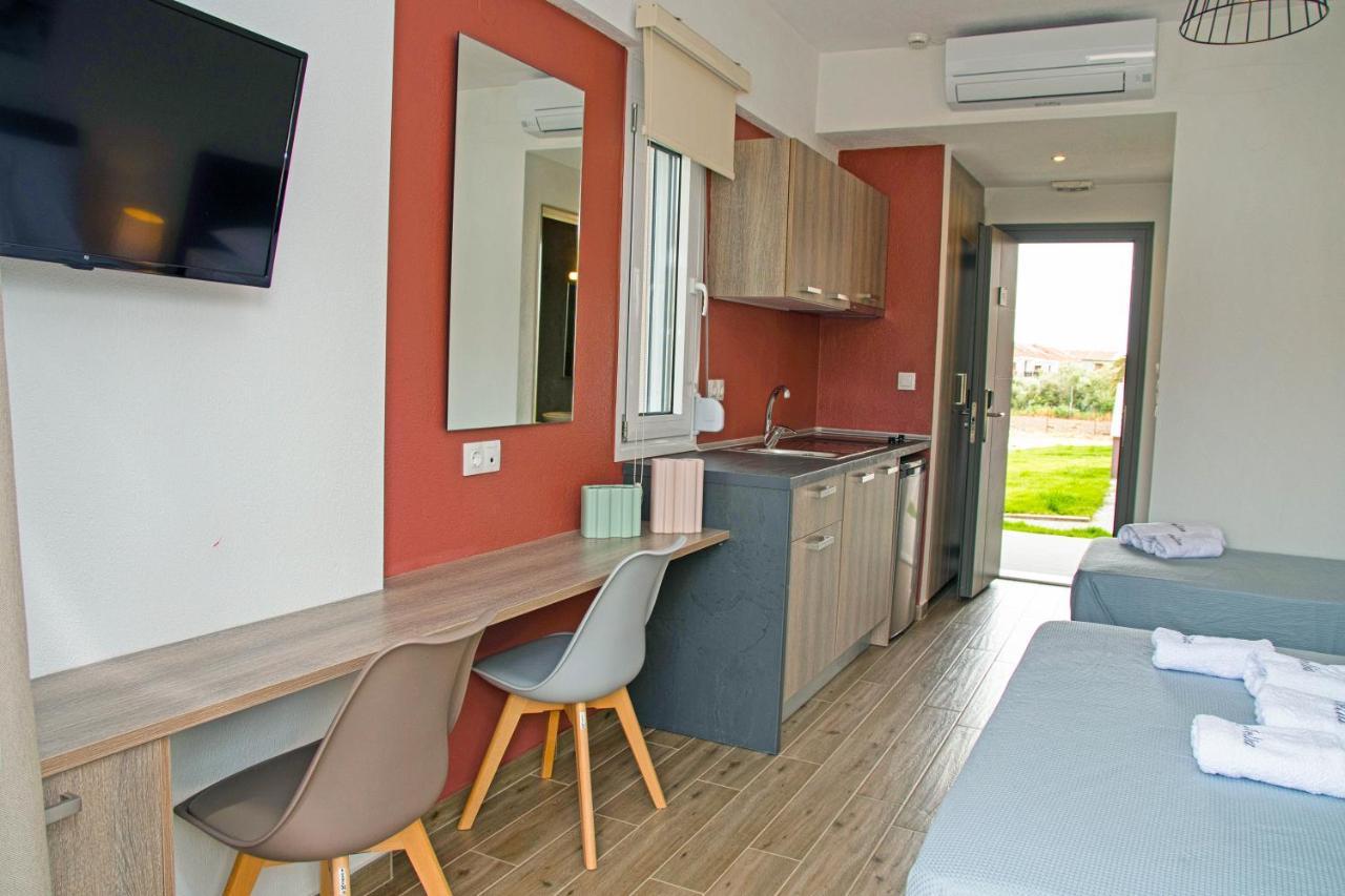 Aelia Luxury Apartments Nikiti  Buitenkant foto