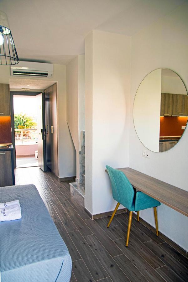 Aelia Luxury Apartments Nikiti  Buitenkant foto